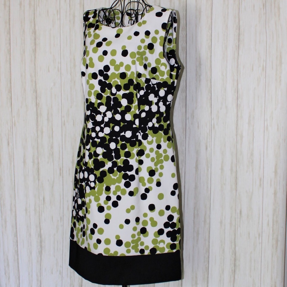 Ronni Nicole Sleeveless Dress